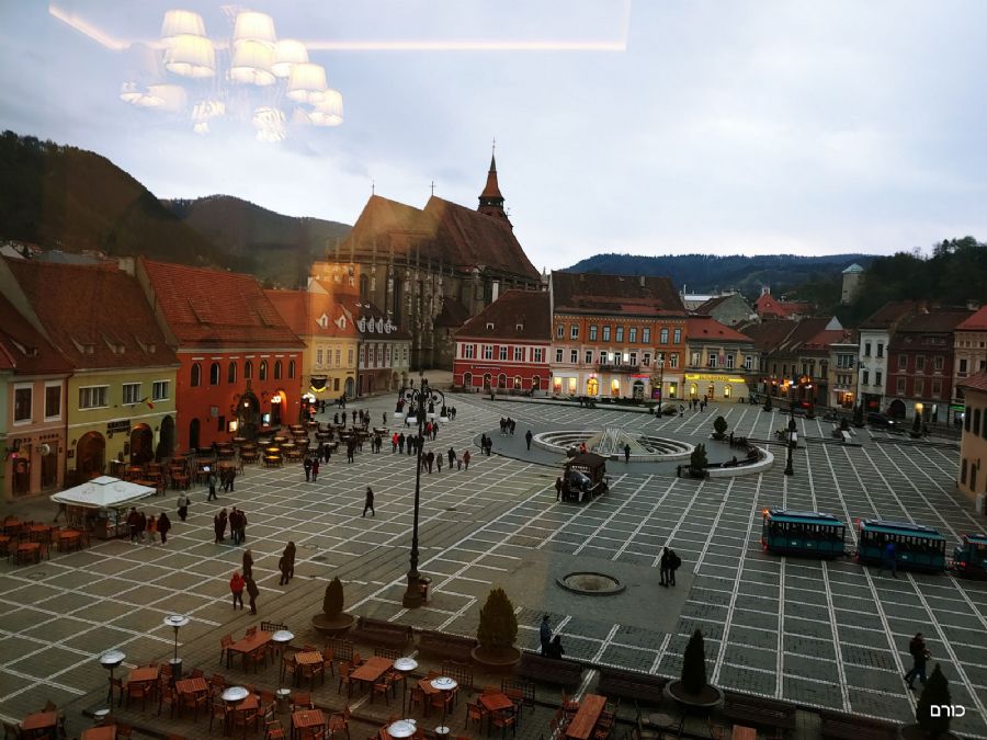 הכיכר המרכזית בבראשוב